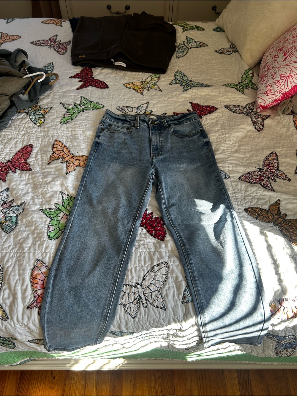 Oat New York Straight Leg Jeans in Light Blue Denim